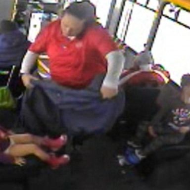 VIDEO: Bus driver saves 2 children wandering alone in bitter cold