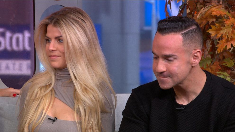 Behind the Scenes: Mike Sorrentino's Blonde Hair Styling Process - wide 2