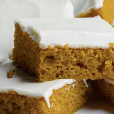 VIDEO: Forget pumpkin pie, try these pumpkin bars from Taste of Home this Thanksgiving