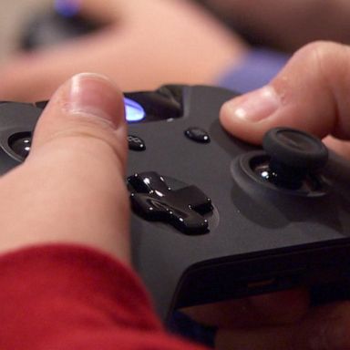 VIDEO: Sexual predators reportedly targeting kids on video games and apps