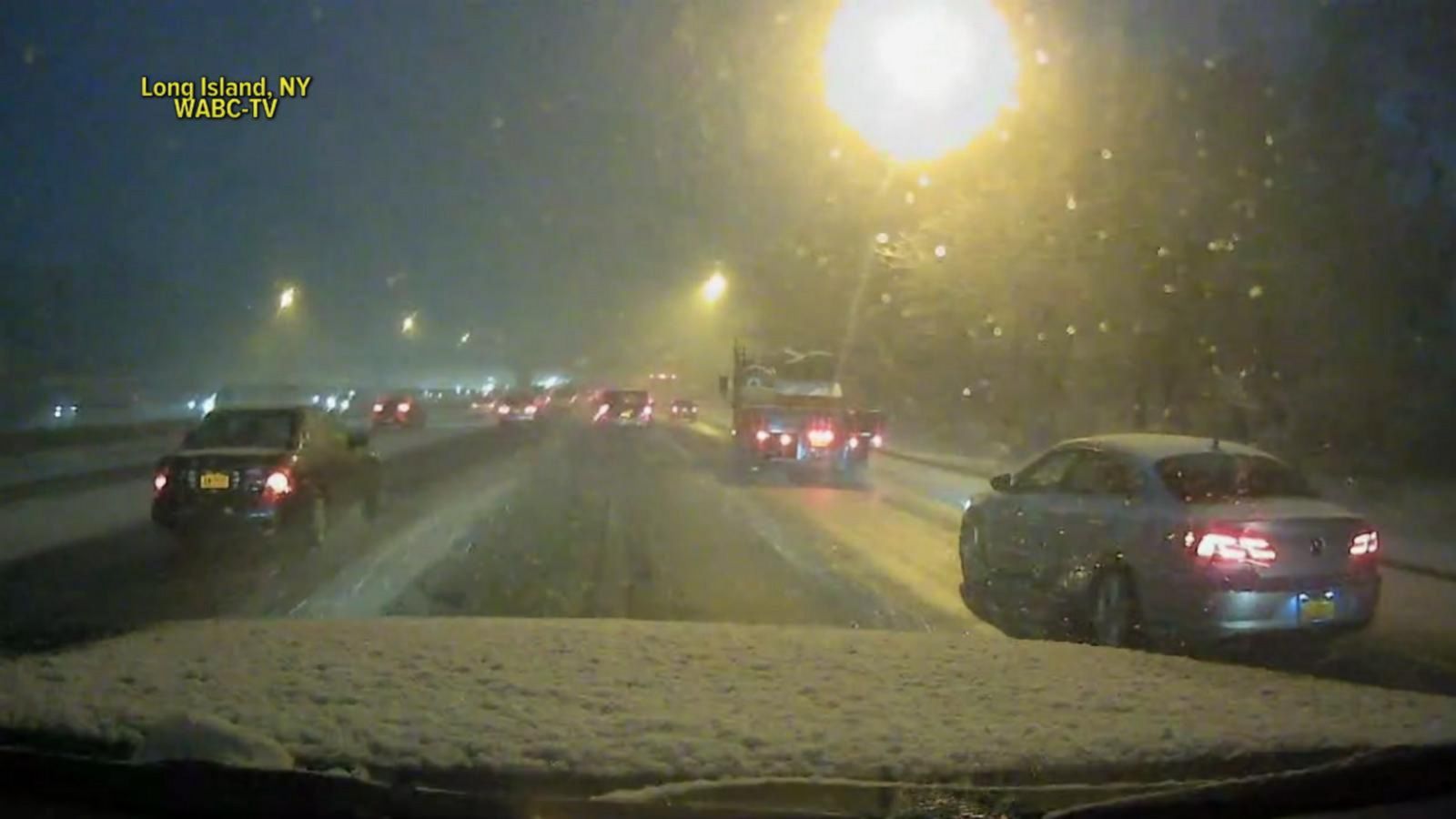 VIDEO: Winter storm makes for messy commute as deep freeze looms