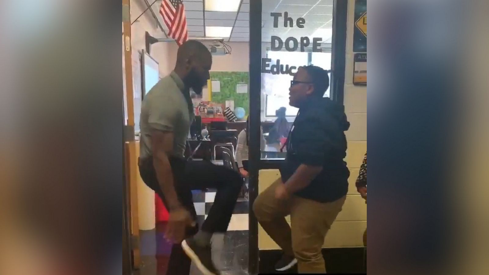 VIDEO: Teacher memorizes 75 handshakes with his 5th graders