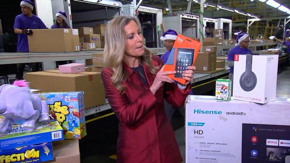 Video  offering free holiday shipping to everyone - ABC News