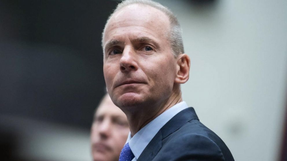 Former Boeing Ceo Gets 62 2 Million But Loses Some Benefits Abc News