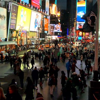 VIDEO: Security preps kicking into high gear in Times Square ahead of New Year's Eve