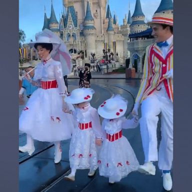 VIDEO: Sisters dressed as Mary Poppins meet Mary Poppins in Disney World 