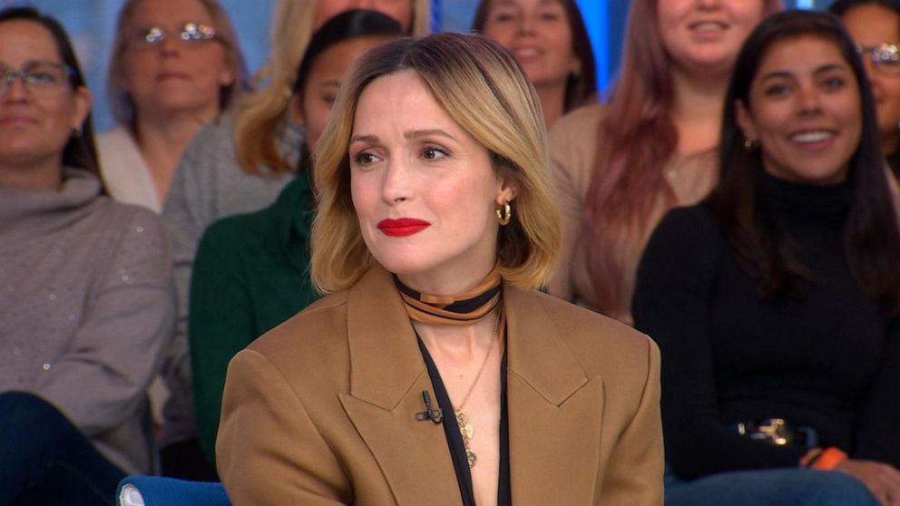 Rose Byrne Reveals Her Go To Karaoke Song Video Abc News