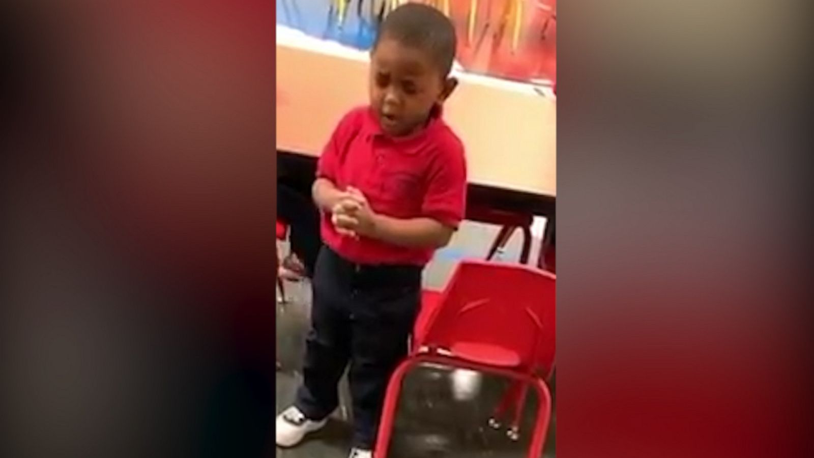 VIDEO: 3-year-old praying during school lunch warms hearts of millions