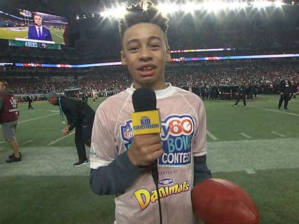 Video GMA kid correspondent Aubrey hits 'NFL Honors' red carpet - ABC News