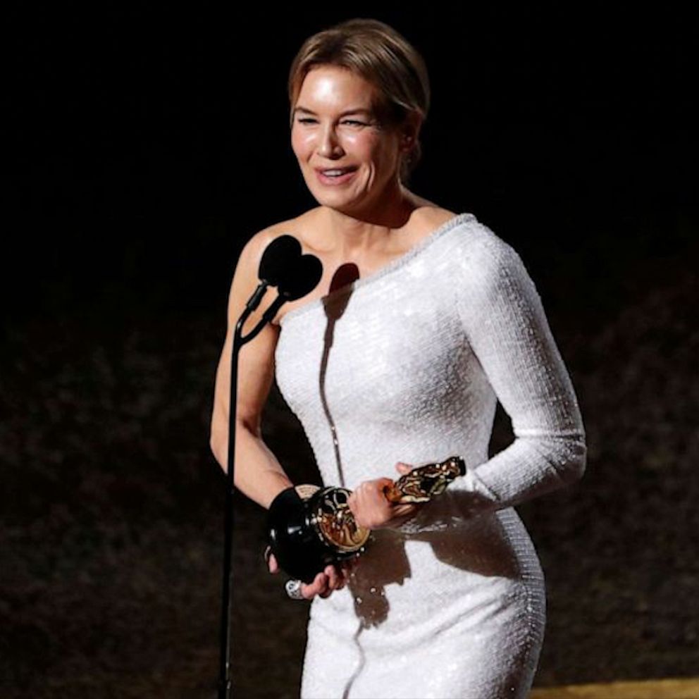 Oscars 2020 Renee Zellweger Wins Best Actress For Her Role In Judy Good Morning America