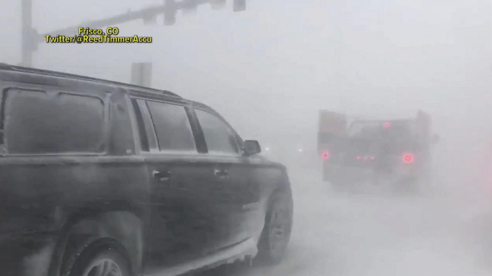 VIDEO: Winter blast as 2 storms bring heavy snow to Midwest