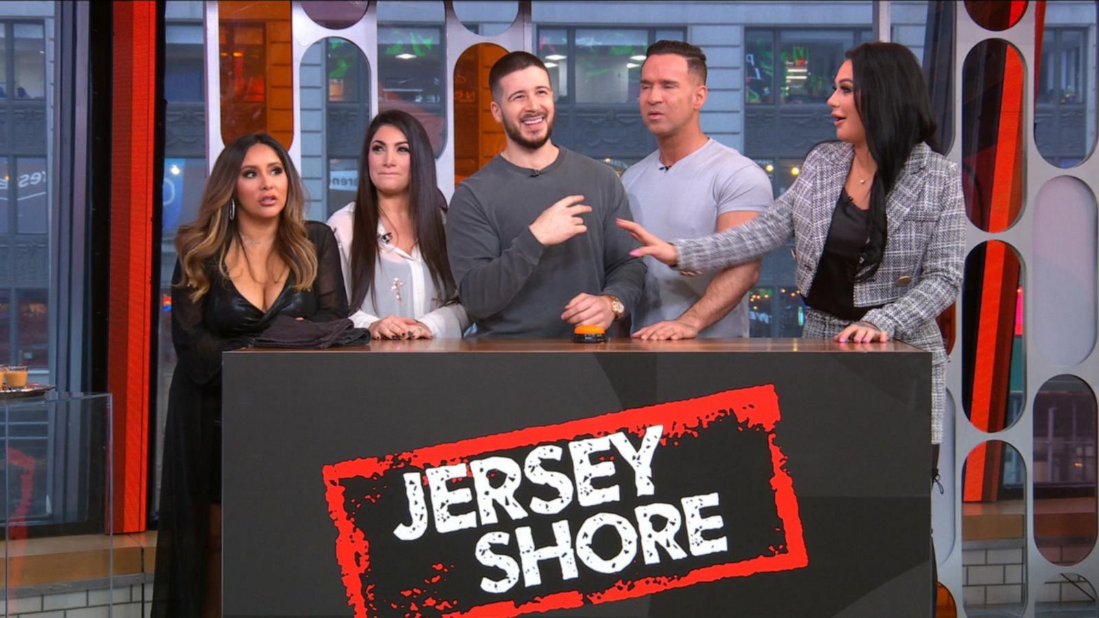 Michael, Sara and Keke play ‘Jersey Shore’ trivia Good Morning America