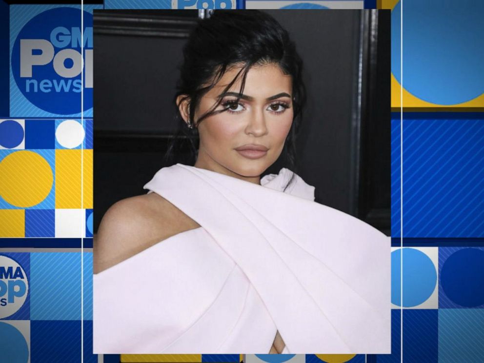 Kim Kardashian's brand, Skims to Donate in Support of COVID-19 - V Magazine