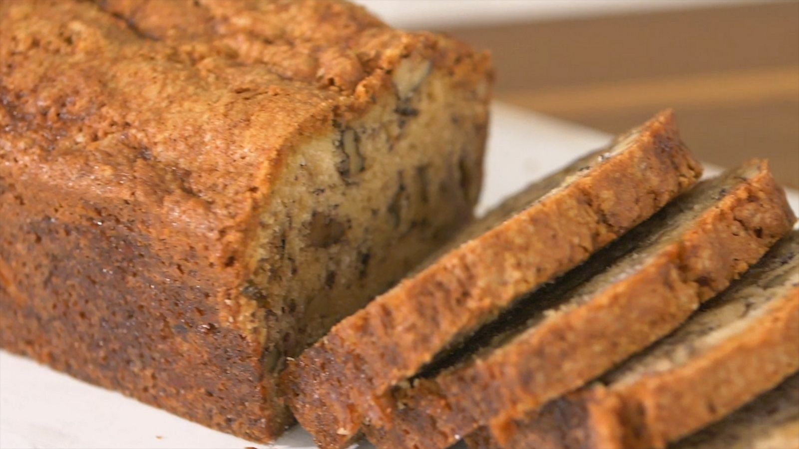 VIDEO: How to make the perfect banana bread