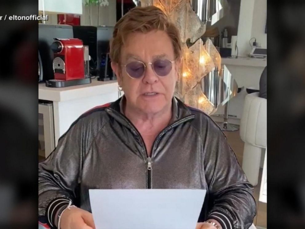 Another awesome Elton John Halloween costume!! : r/EltonJohn