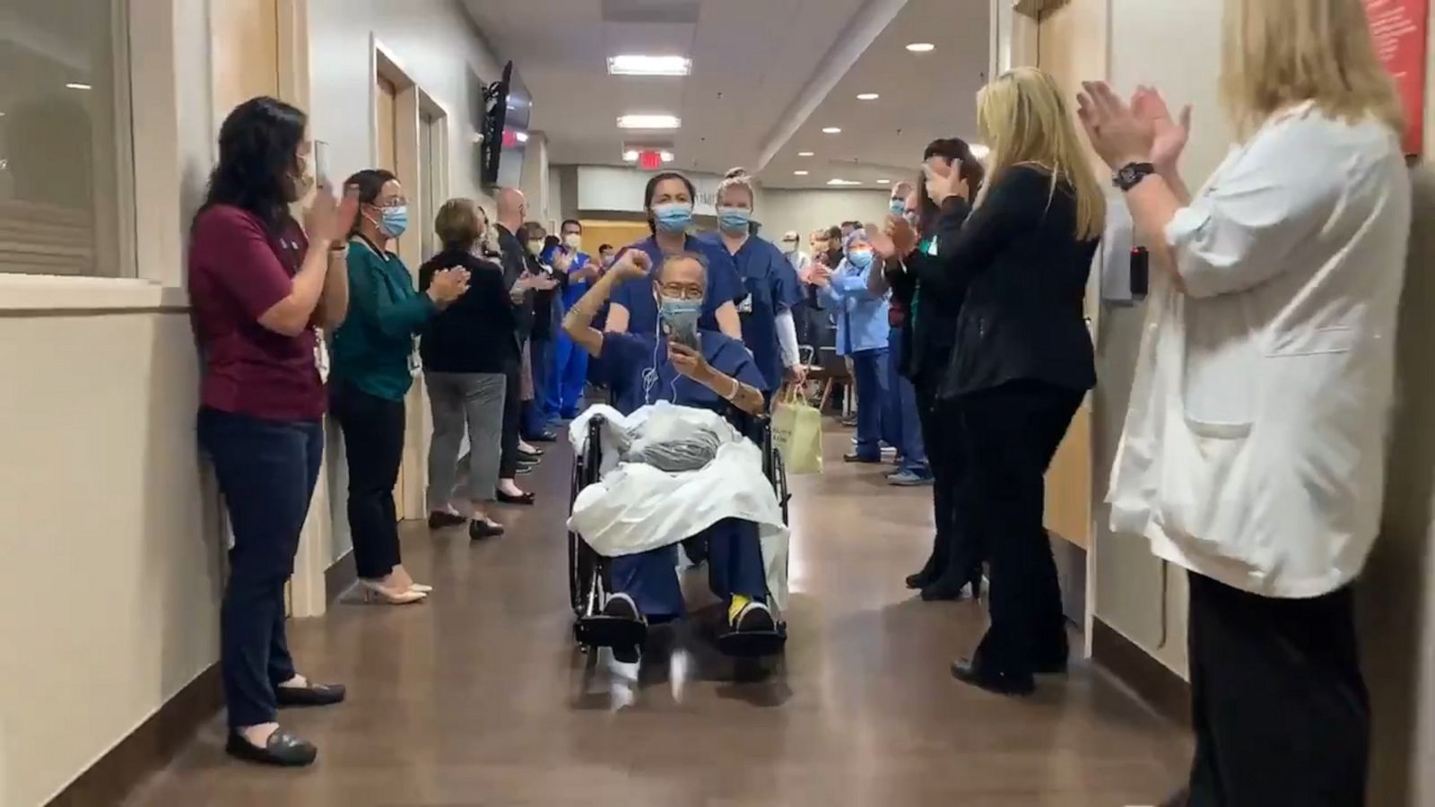 VIDEO: Las Vegas hospital celebrates 1 of 1st critical COVID-19 patient discharges