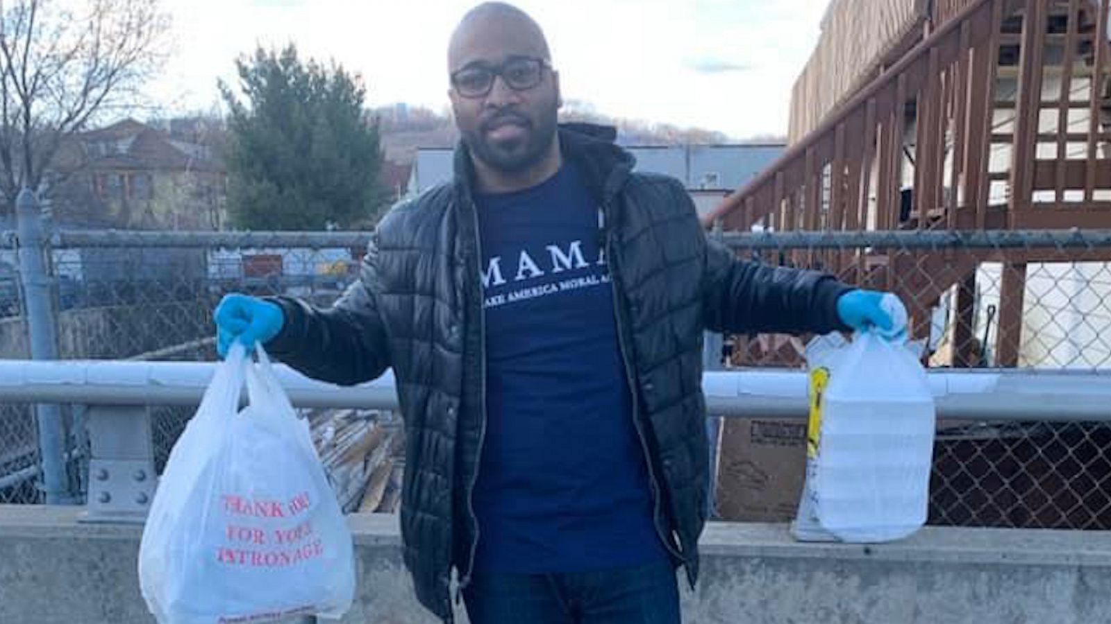 VIDEO: This man has delivered hundreds of meals to senior citizens during the pandemic