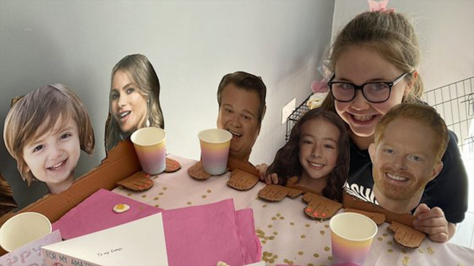 VIDEO: 10-year-old celebrates her quarantine birthday with the cast of 'Modern Family'