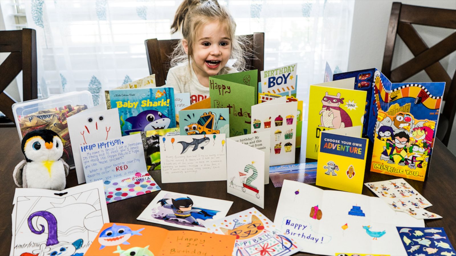 VIDEO: This 2-year-old will celebrate his birthday with tons of of new friends from Reddit