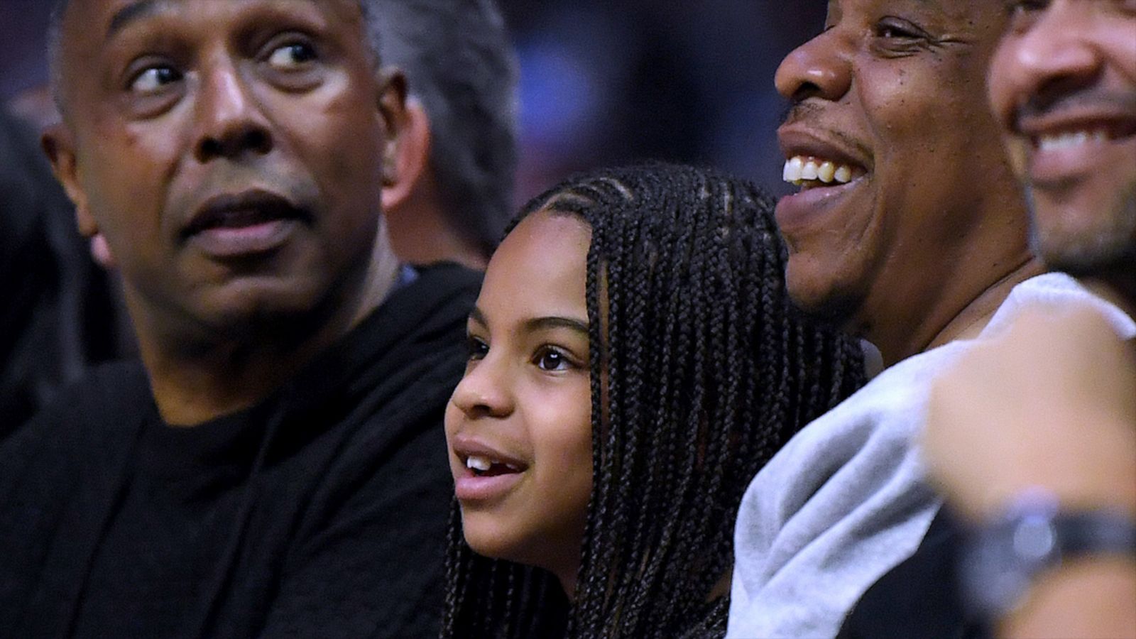 VIDEO: Blue Ivy teaches us the importance of washing our hands