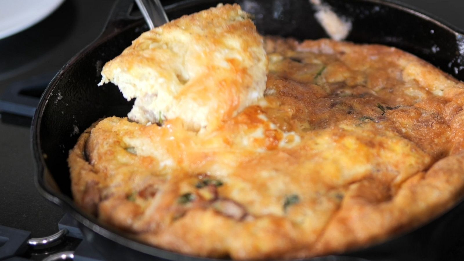 VIDEO: Upgrade your quarantine breakfast with this iron skillet Keto frittata