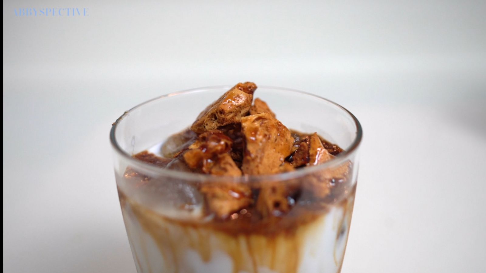 VIDEO: How to make karumeyaki, the popular Japanese honeycomb toffee