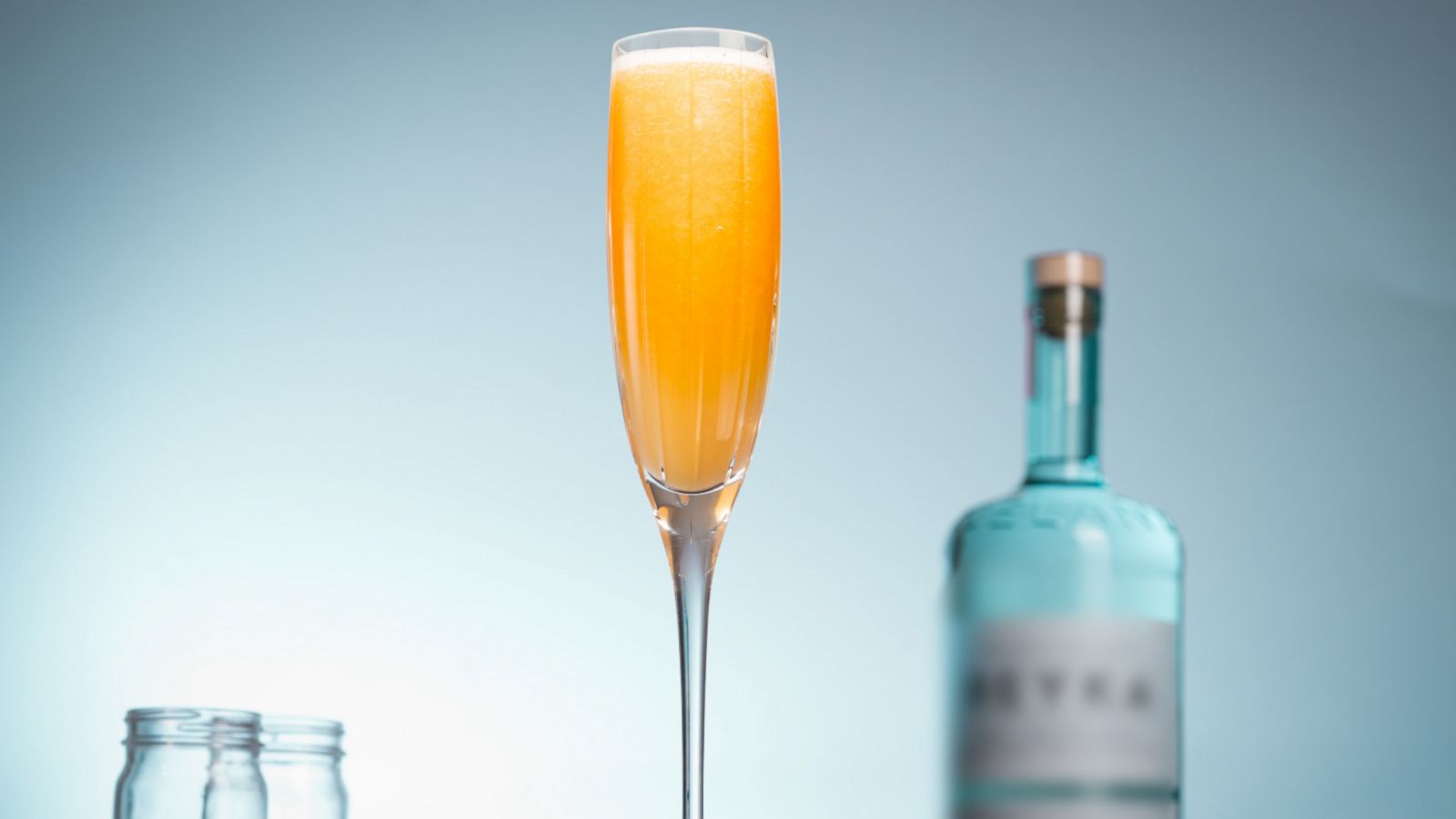 VIDEO: Feeling peachy? Treat yourself to this ‘Sparkling Peach Mimosa’