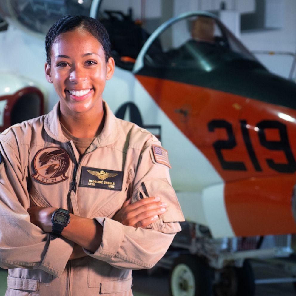 Video Woman soars as first Black female tactical jet pilot for US