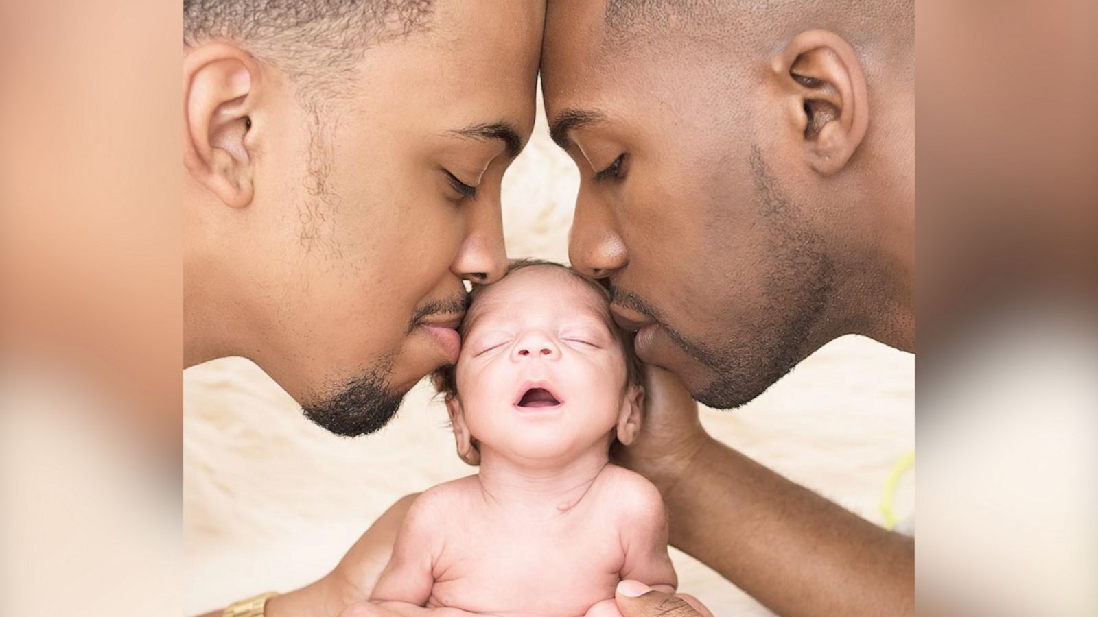 VIDEO: This couple’s journey to fatherhood led them to have 2 babies just 5 weeks apart