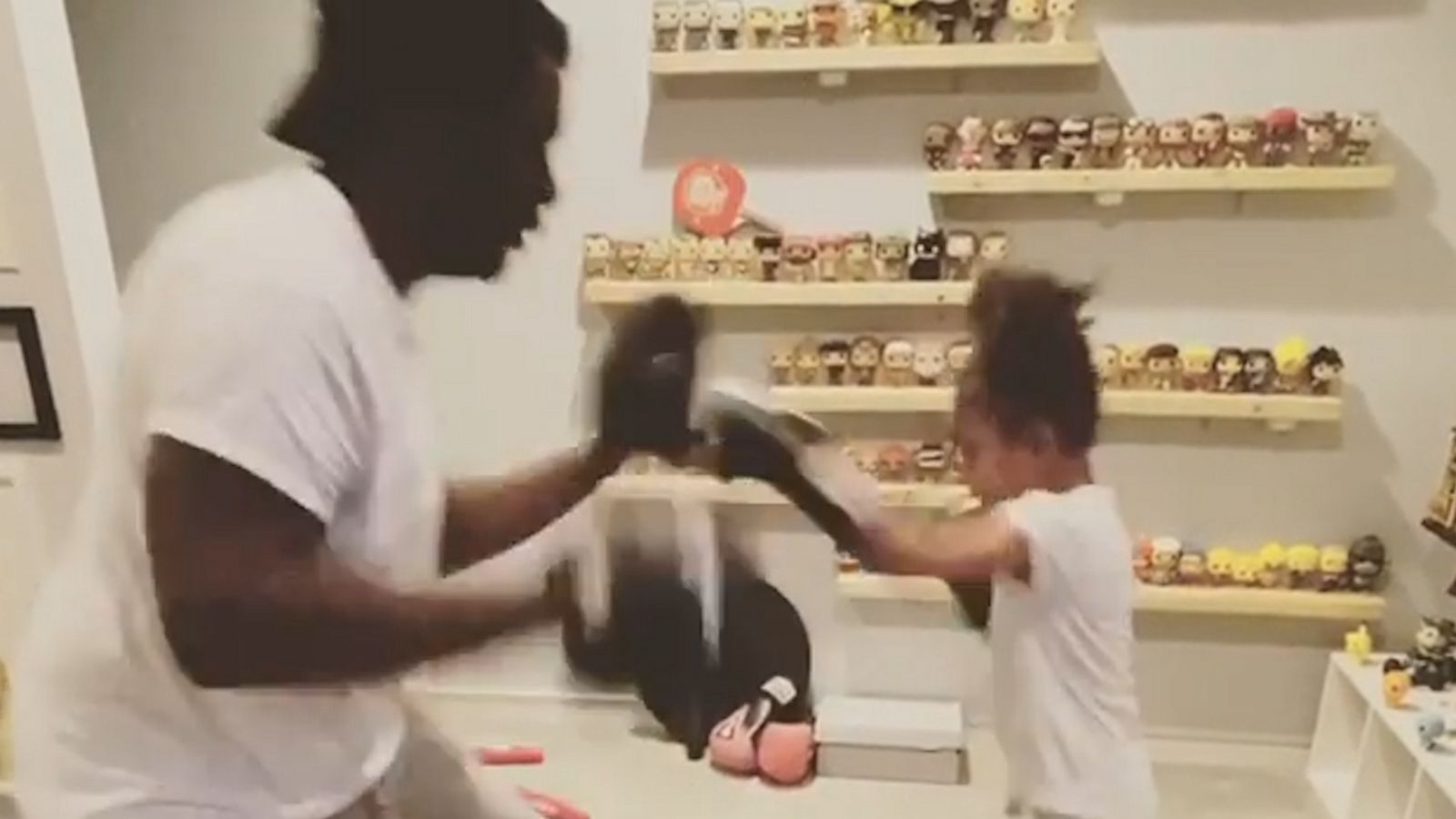 This 6 Year Old Girl Learned To Box Like A Champ From Her Dad Good   200804 Gma Digital Boxer2 HpMain 16x9 1600 