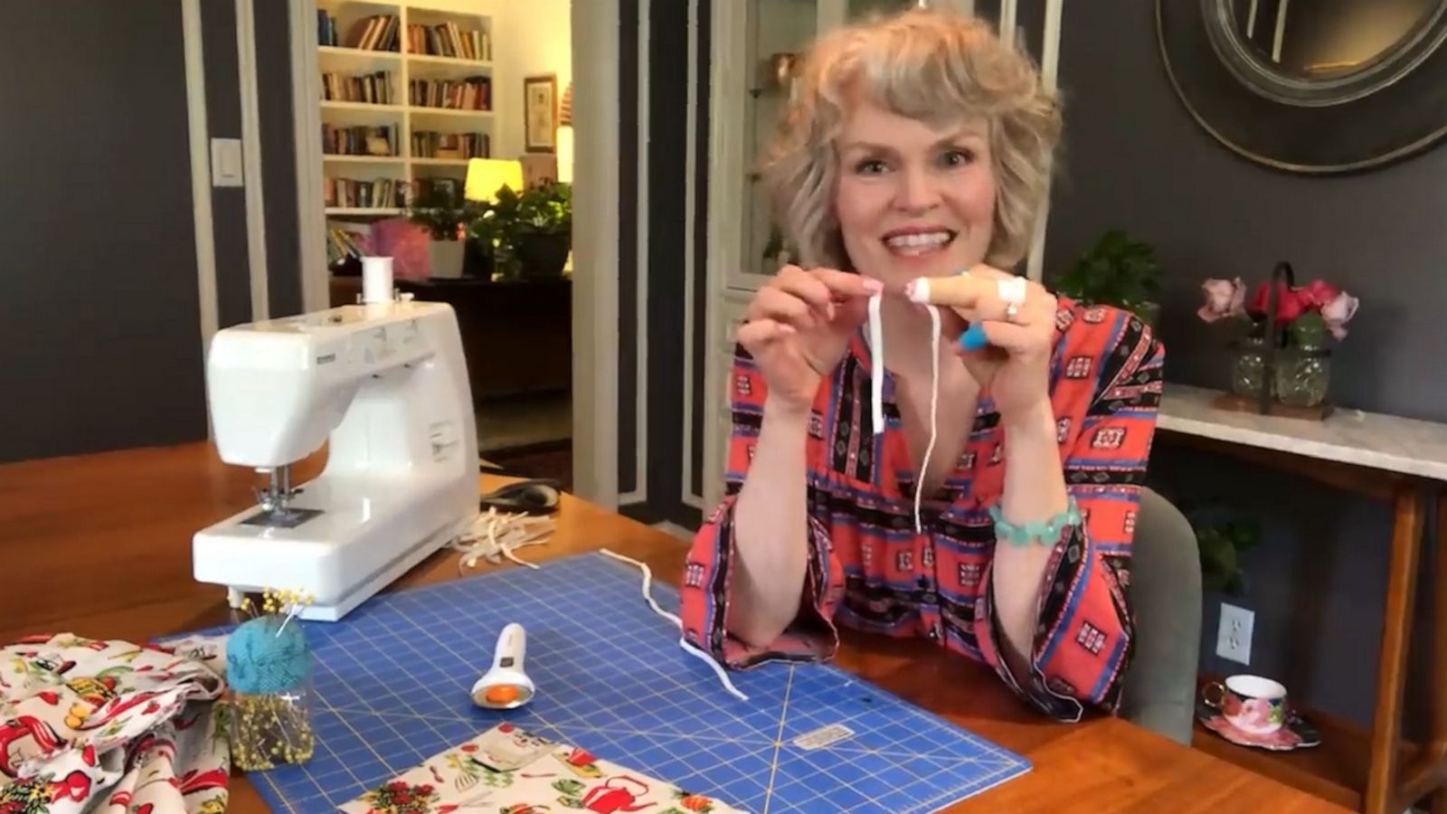 VIDEO: Comedienne creates funny DIY face mask video parody