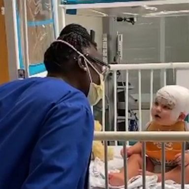 VIDEO: Baby cardiac patient dances along with pediatric tech everyday in the hospital 