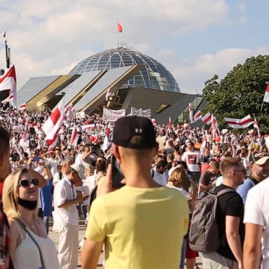 VIDEO: Hundreds of thousands protest in Belarus