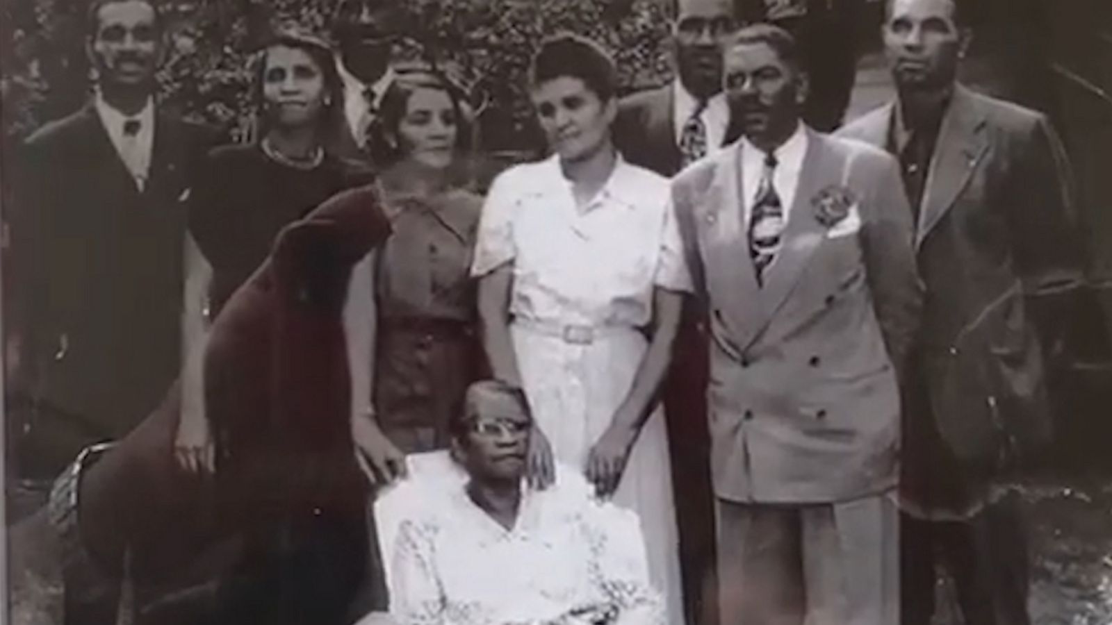 VIDEO: Robin Roberts and more notable women honor the first woman voter in their families