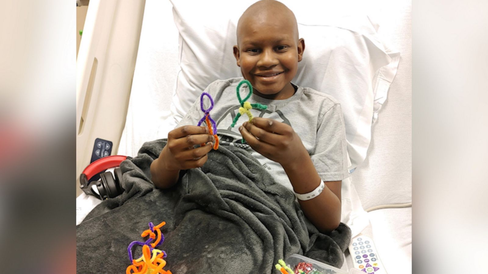 VIDEO: Young cancer patient uplifts others with arts and crafts