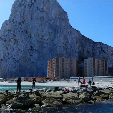 VIDEO: International couples separated by the pandemic head to Gibraltar