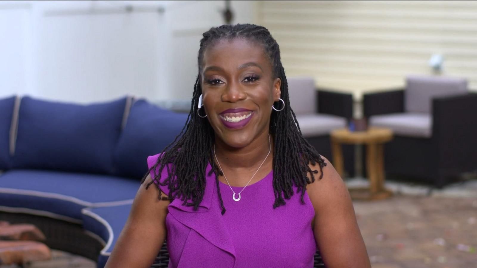 VIDEO: This ‘budgetnista’ makes it her mission to help others tackle their finances