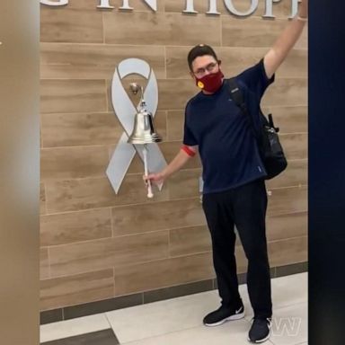 VIDEO: Washington football coach completed chemotherapy