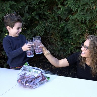 VIDEO: Ginger Zee makes ‘Dancing Grapes,’ the perfect edible science experiment