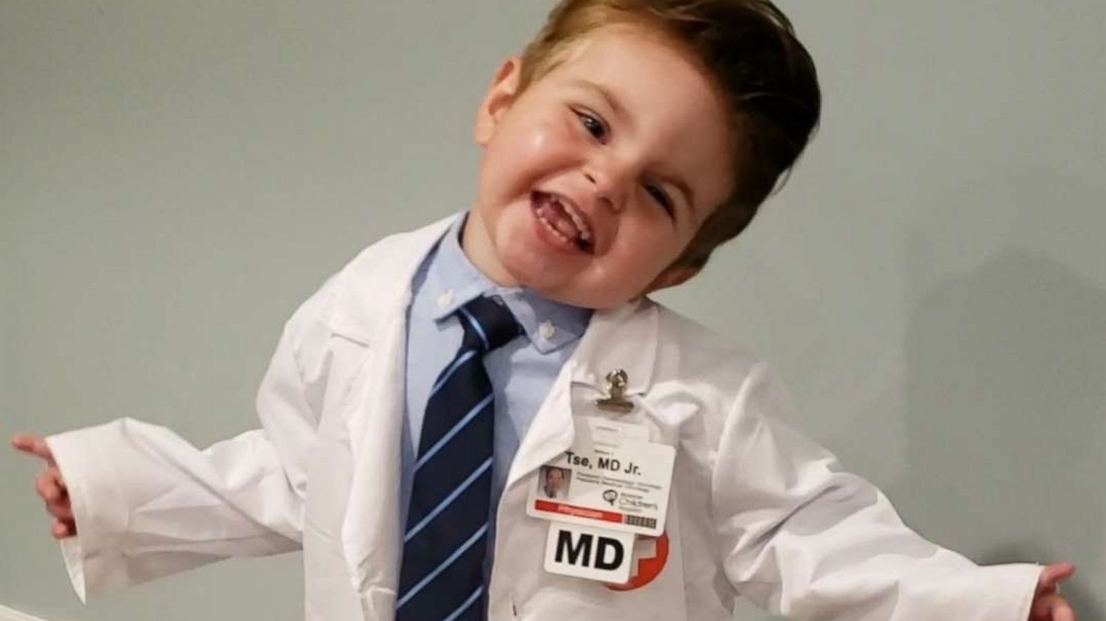 PHOTO: Jonah Bump, 2, dressed up as his doctor William Tse for Halloween.