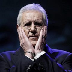 Tributes pour in for longtime 'Jeopardy!' host Alex Trebek
