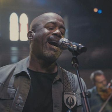 VIDEO: Darius Rucker performs 'Wagon Wheel'