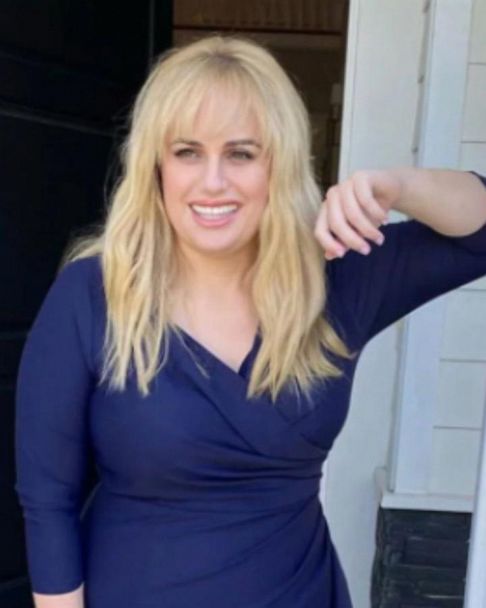 what's the difference of semaglutide and tirzepatide Semaglutide vs Tirzepatide Two weight loss peptides everyone is talking  about, and for good reason Semaglutide works through the GLP 1 pathway to  help quiet food noise, support steady fat loss, and