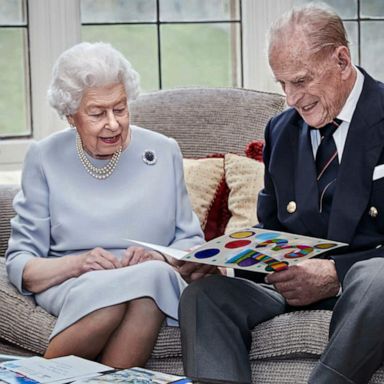 VIDEO: Queen Elizabeth and Prince Philip celebrate 73rd wedding anniversary