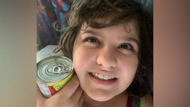 Video Child With Autism Receives Donation Of 1 0 Cans Of Favorite Food Abc News