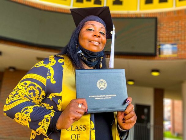 Mom of 6 overcomes obstacles to earn her high school diploma at age 28 -  Good Morning America