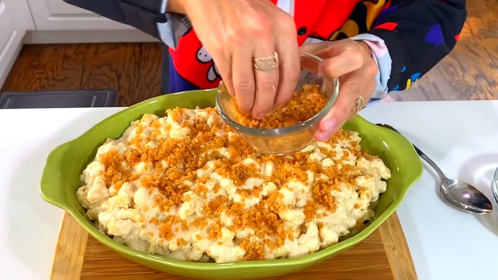 VIDEO: How to make 'Disney's Epcot Center Mac and Cheese' at home