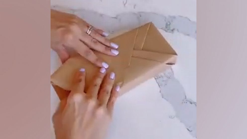 VIDEO: Try out this grandma’s gorgeous gift wrapping method right in time for the holidays