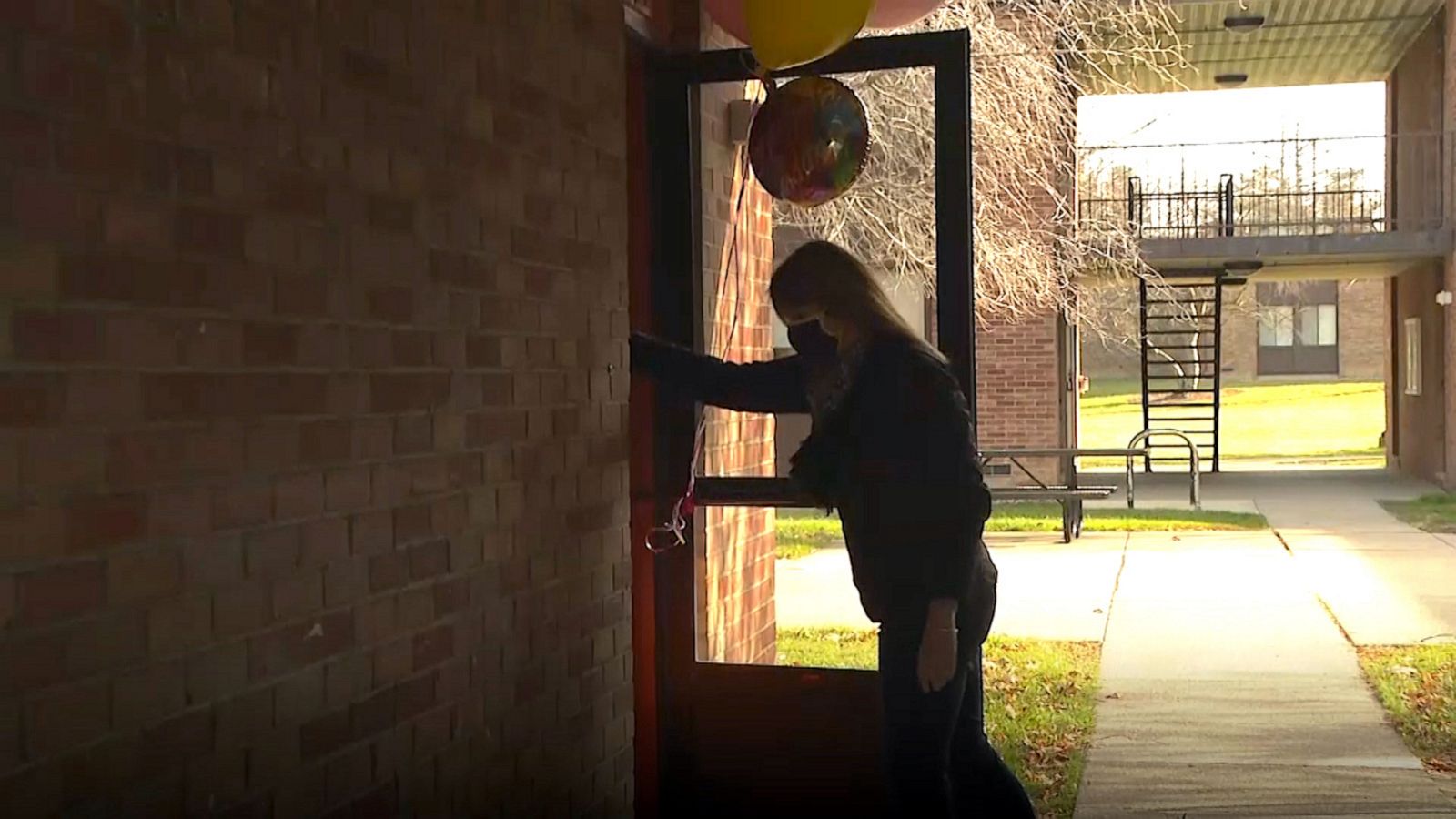 VIDEO: Volunteers deliver cheer to students in quarantine