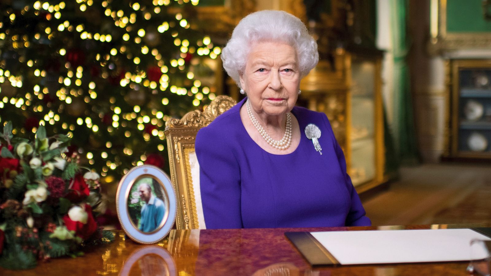 VIDEO: Queen Elizabeth II calls for 'spirit of selflessness' in her annual Christmas message